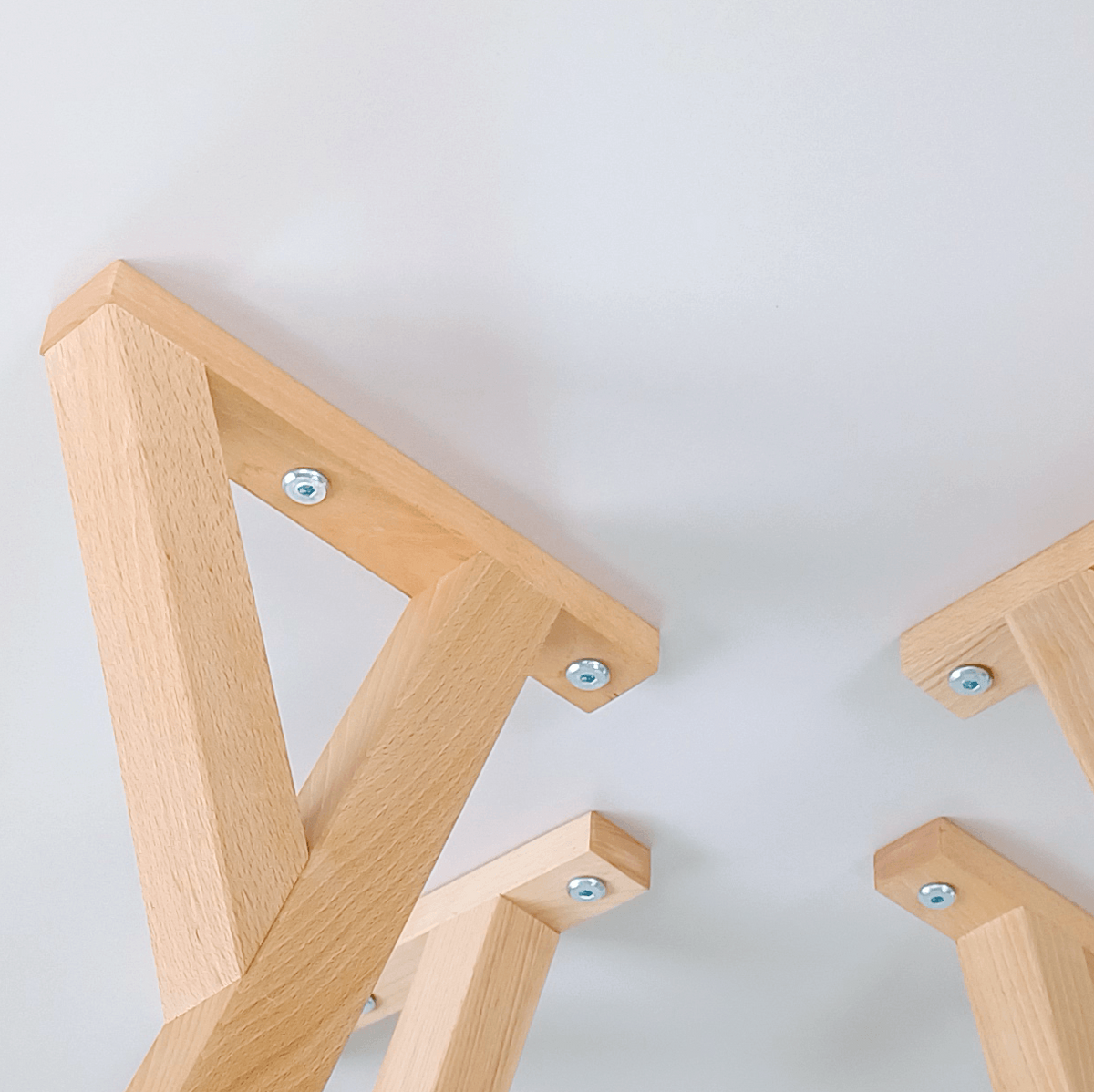 Stół York okrągły - 70 cm - kaszmir - buk naturalny - zdjęcie 3